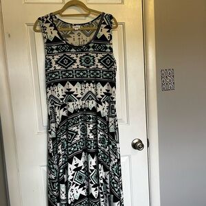 LuLaRoe Black and White Geometric Print Dress